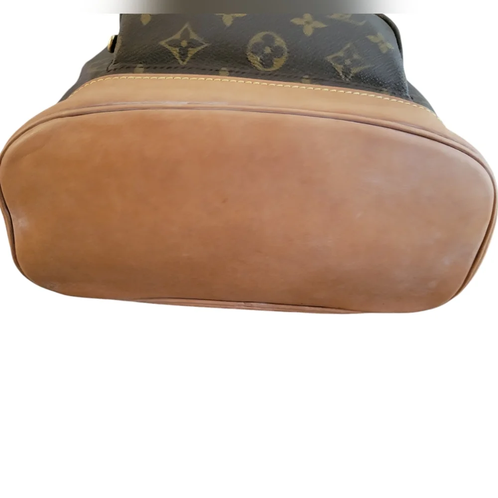 Louis Vuitton Montsouris MM Backpack - Picture 2 of 16